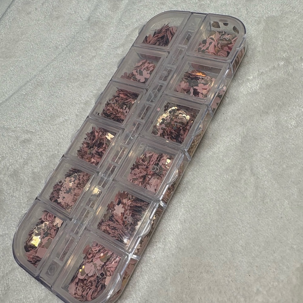 12 Grid Pink Rabbit and Butterfly Nail Art